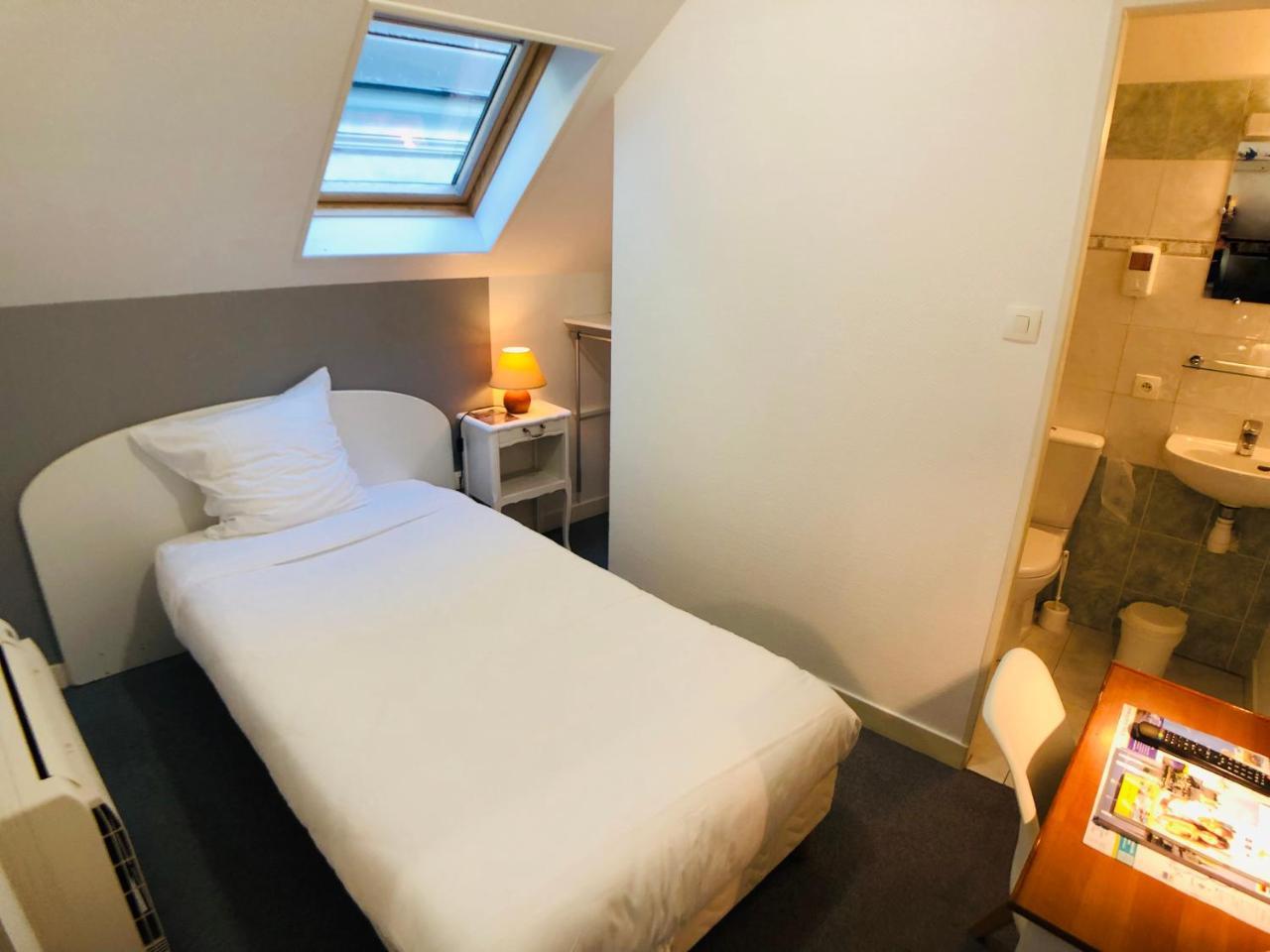 Cit'Hotel Le Volney Saumur Eksteriør bilde